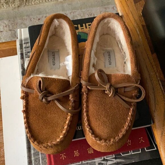 J. Crew Other - JCrew. Crewcuts kids faux-shearling lodge moccasins. Size 13